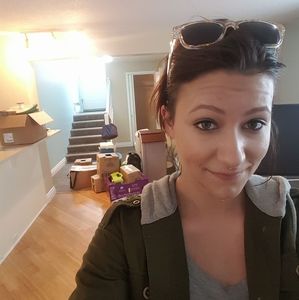 Meet your Posher, Alanna